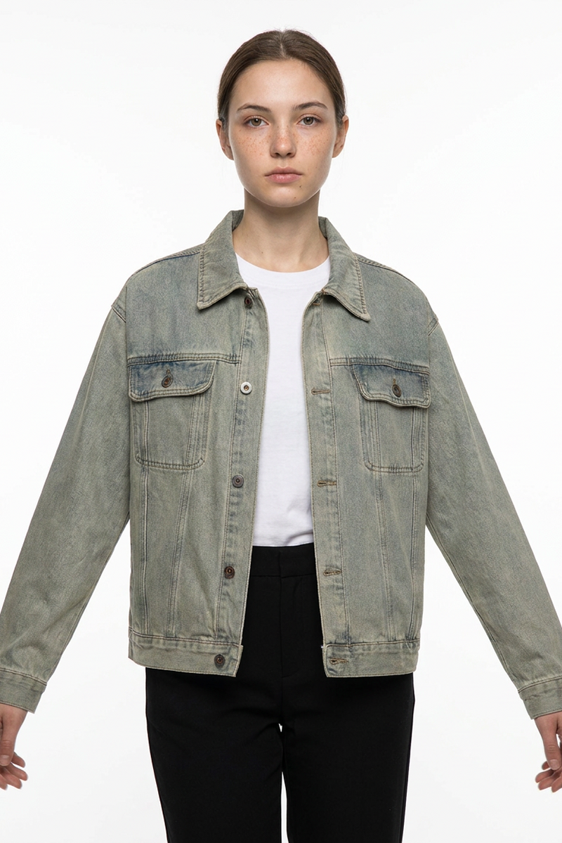 Women's Classic Vintage Blue Relaxed Fit Denim Jacket