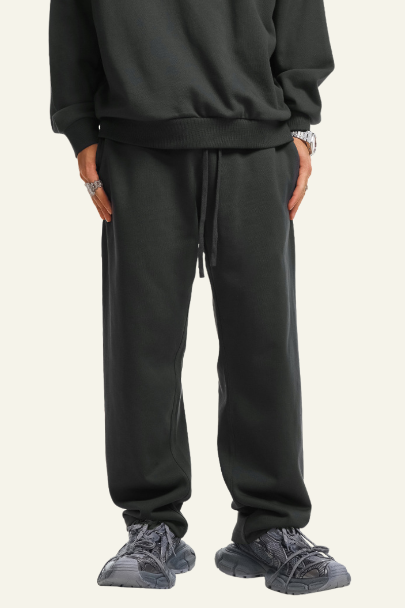 Men's Relaxed Athletic Wear Straight-Leg Pants.