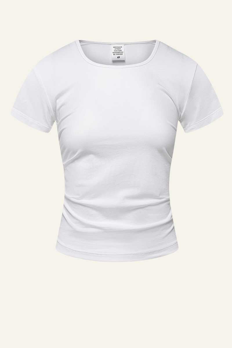 Women's  straight shoulder short-sleeved T-shirt.