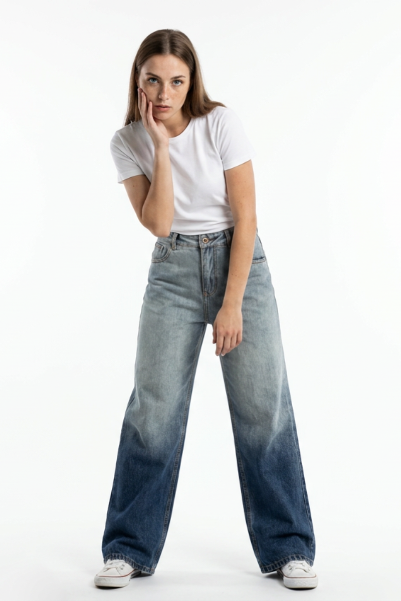 Women's Gradient Wash High Waist Straight Leg Jeans