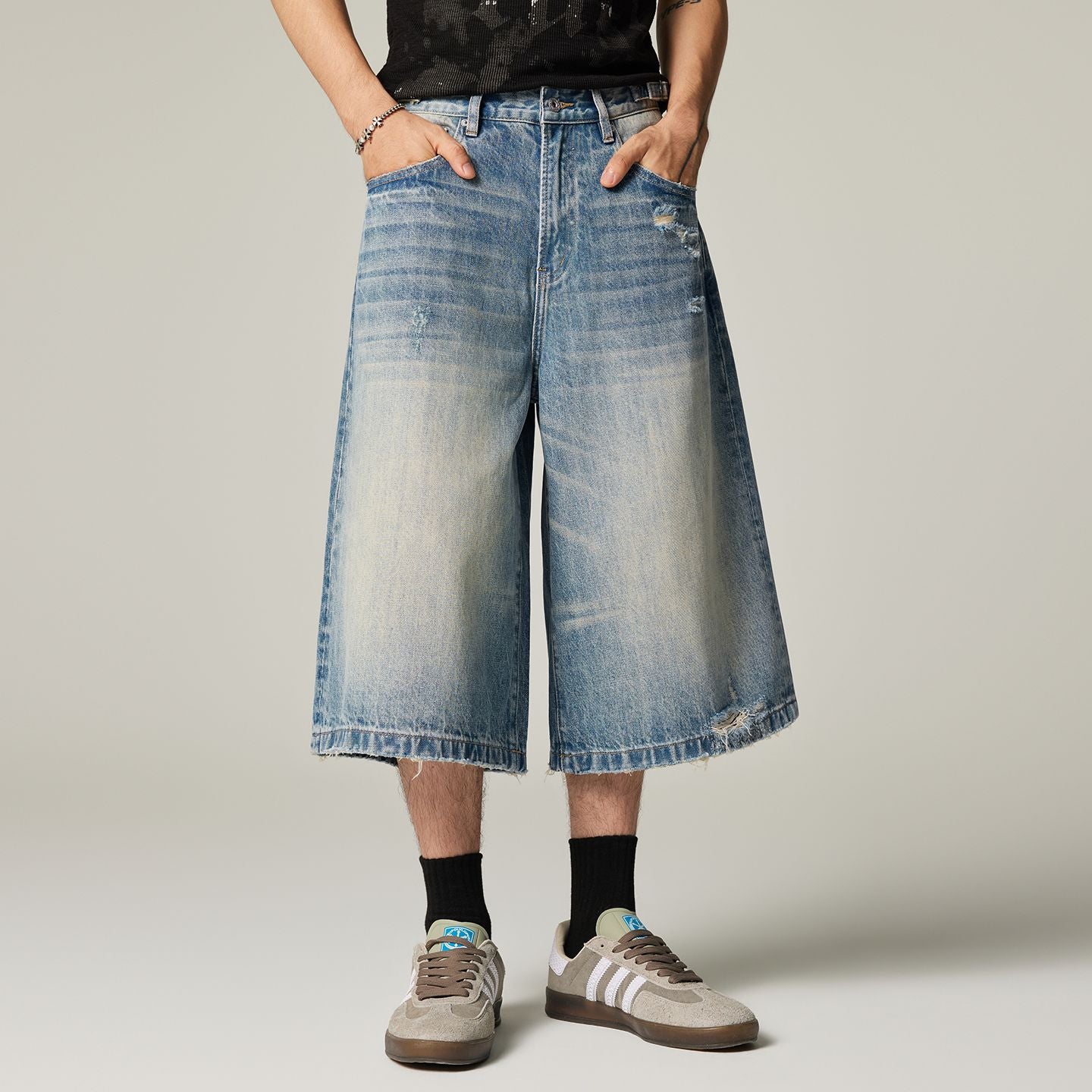 Men's Summer Vintage Washed Distressed Wide-Leg Denim Shorts