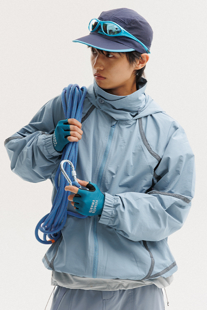 Unisex Mountain Paneled 3D Lightweight Windbreaker Jacket
