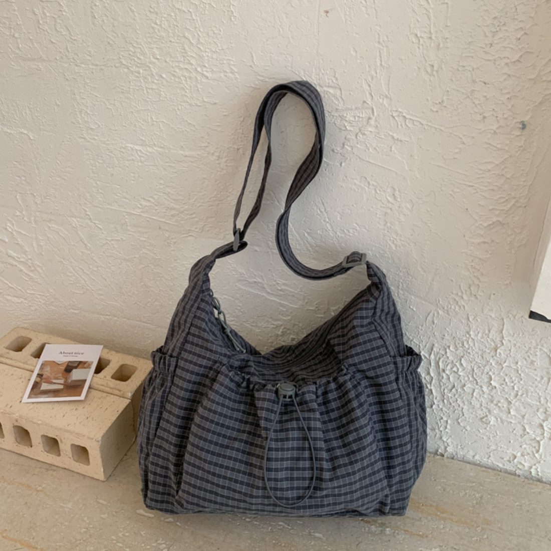 Unisex All Season Plaid Multi Pocket Hobo Shoulder Bag
