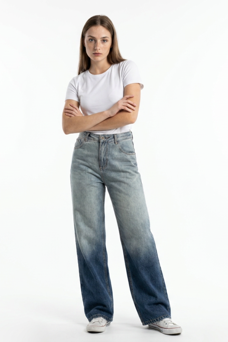 Women's Gradient Wash High Waist Straight Leg Jeans