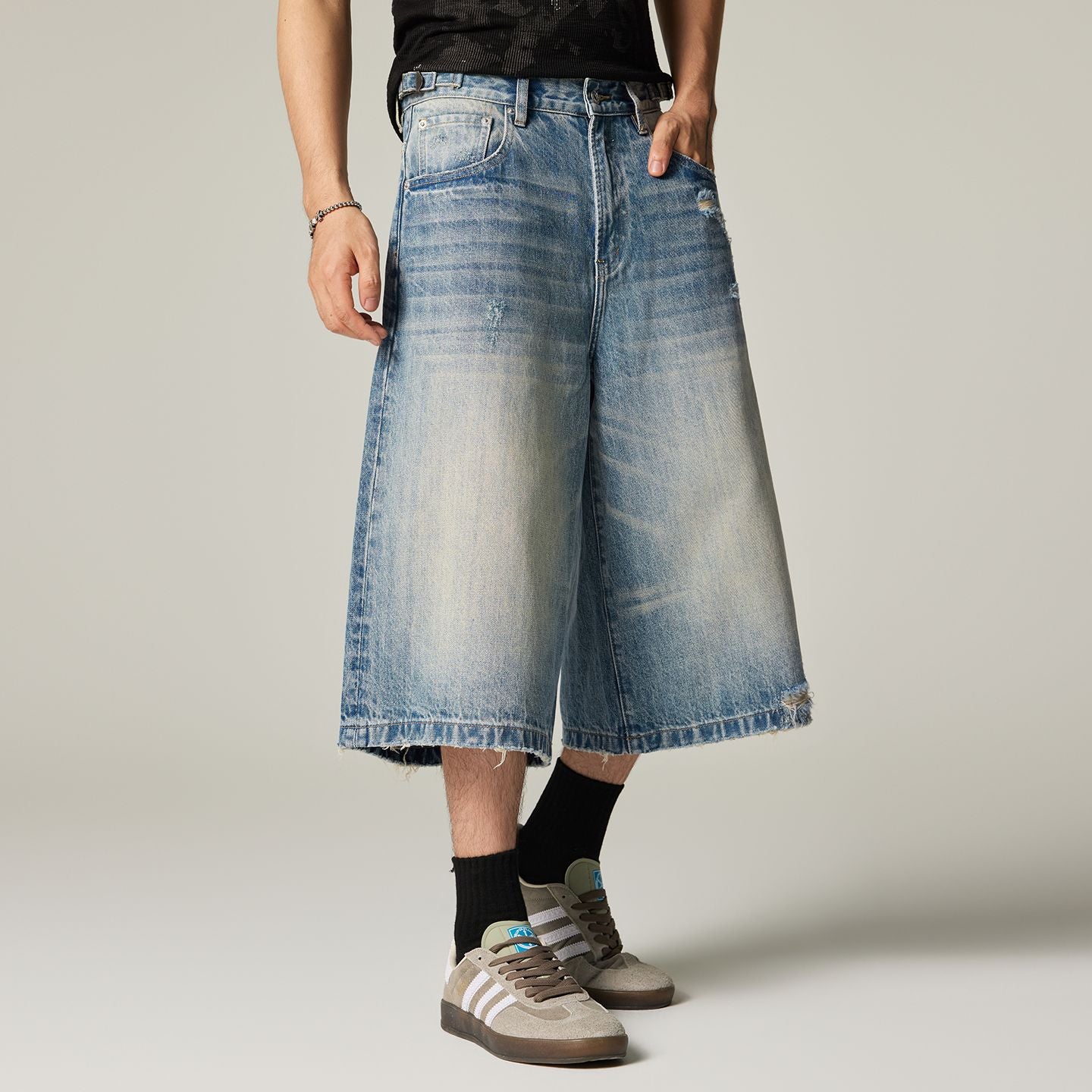 Men's Summer Vintage Washed Distressed Wide-Leg Denim Shorts