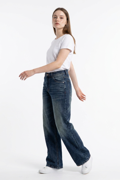 Women's Classic Blue Wash High Waist Straight Leg Jeans