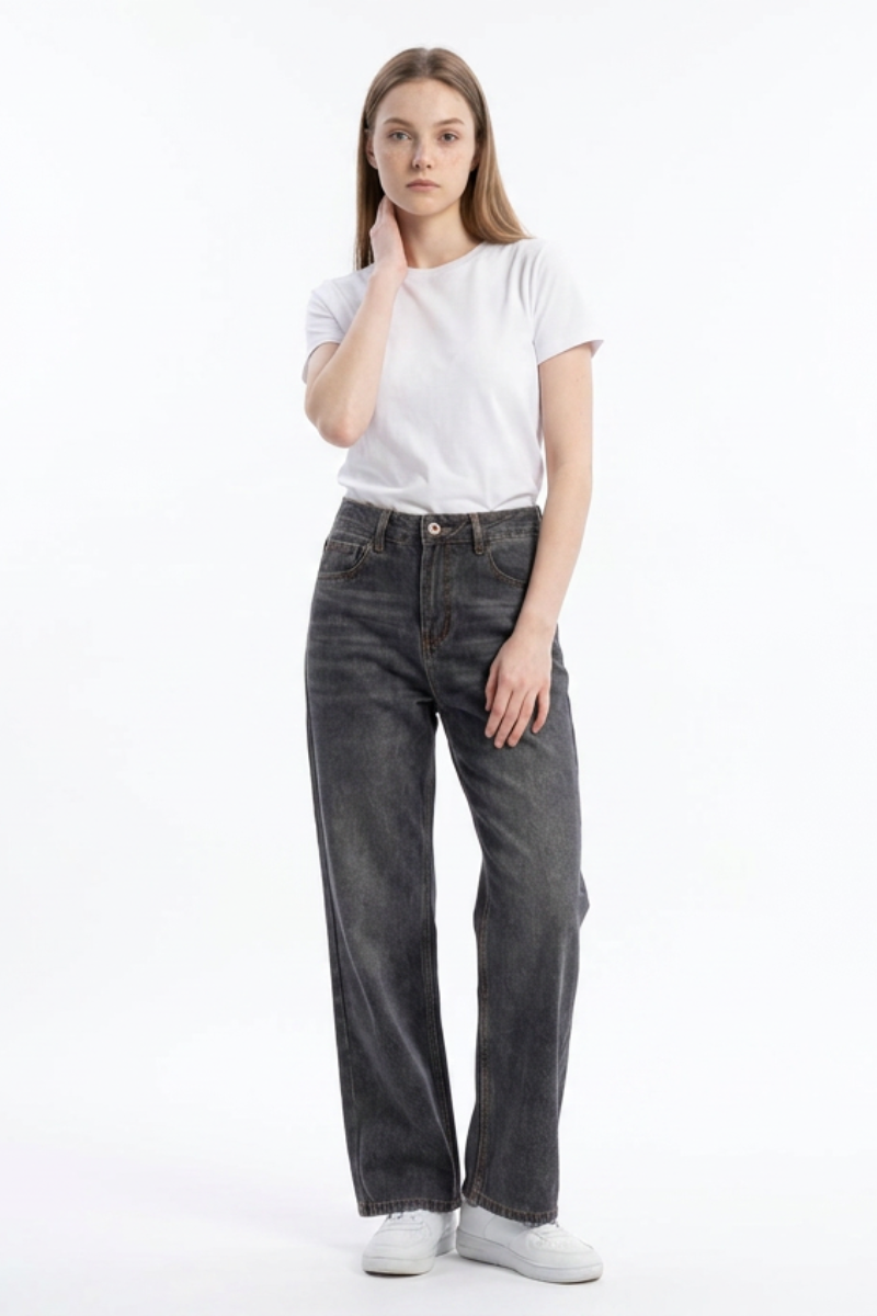 Women's Wash High Waist Straight Leg Jeans