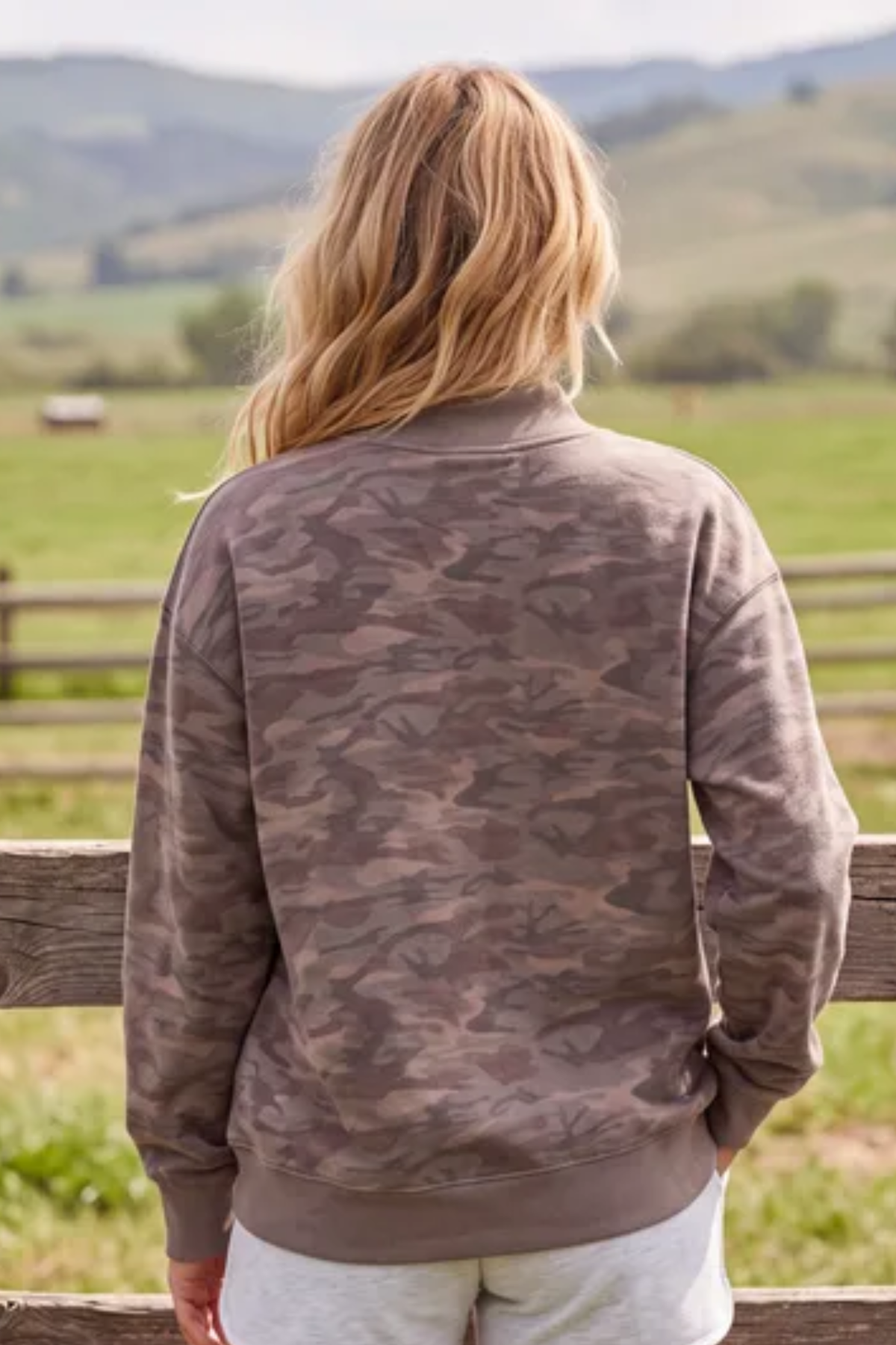 Women's Fall Camo Mock neck Loose Long Sleeve Sweatshirt