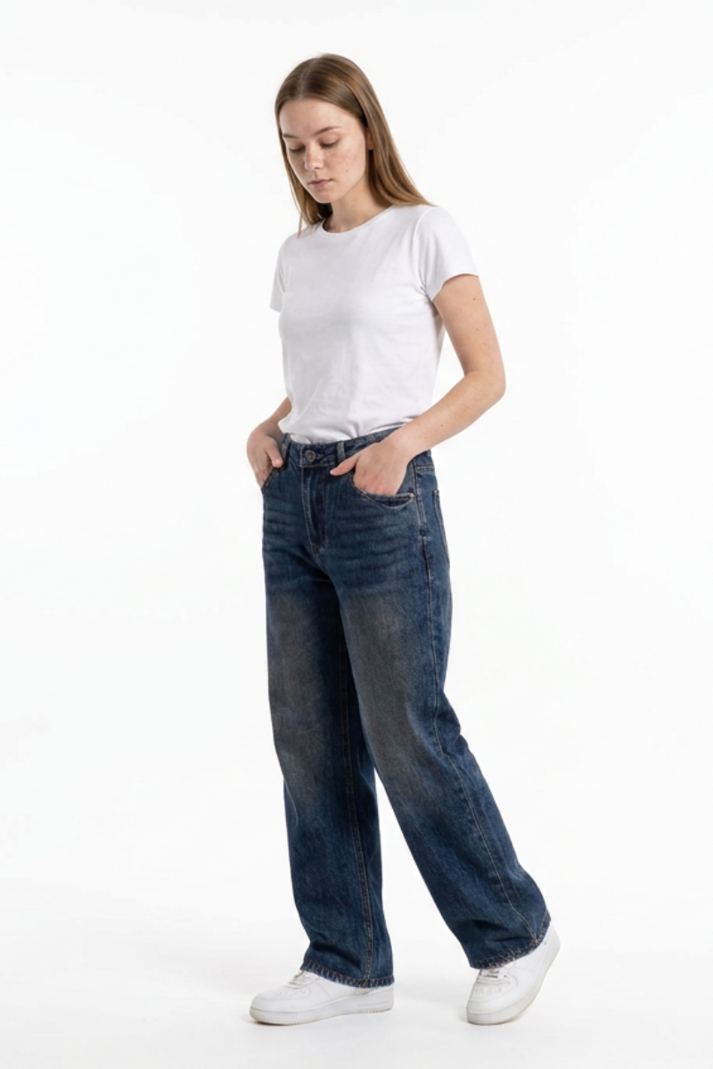 Women's Distressed Wash High Waist Straight Leg Jeans
