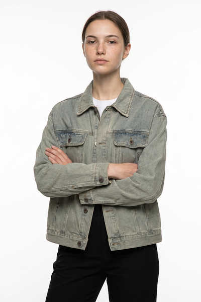 Women's Classic Vintage Blue Relaxed Fit Denim Jacket