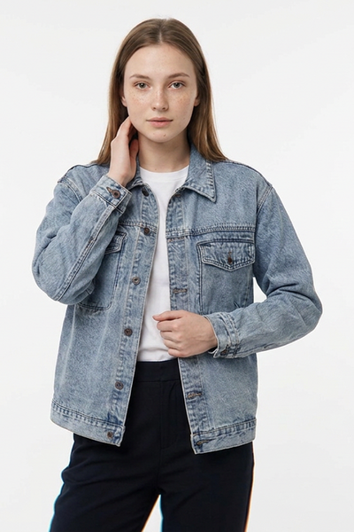 Women's Button-Front Relaxed Classic Denim Jacket