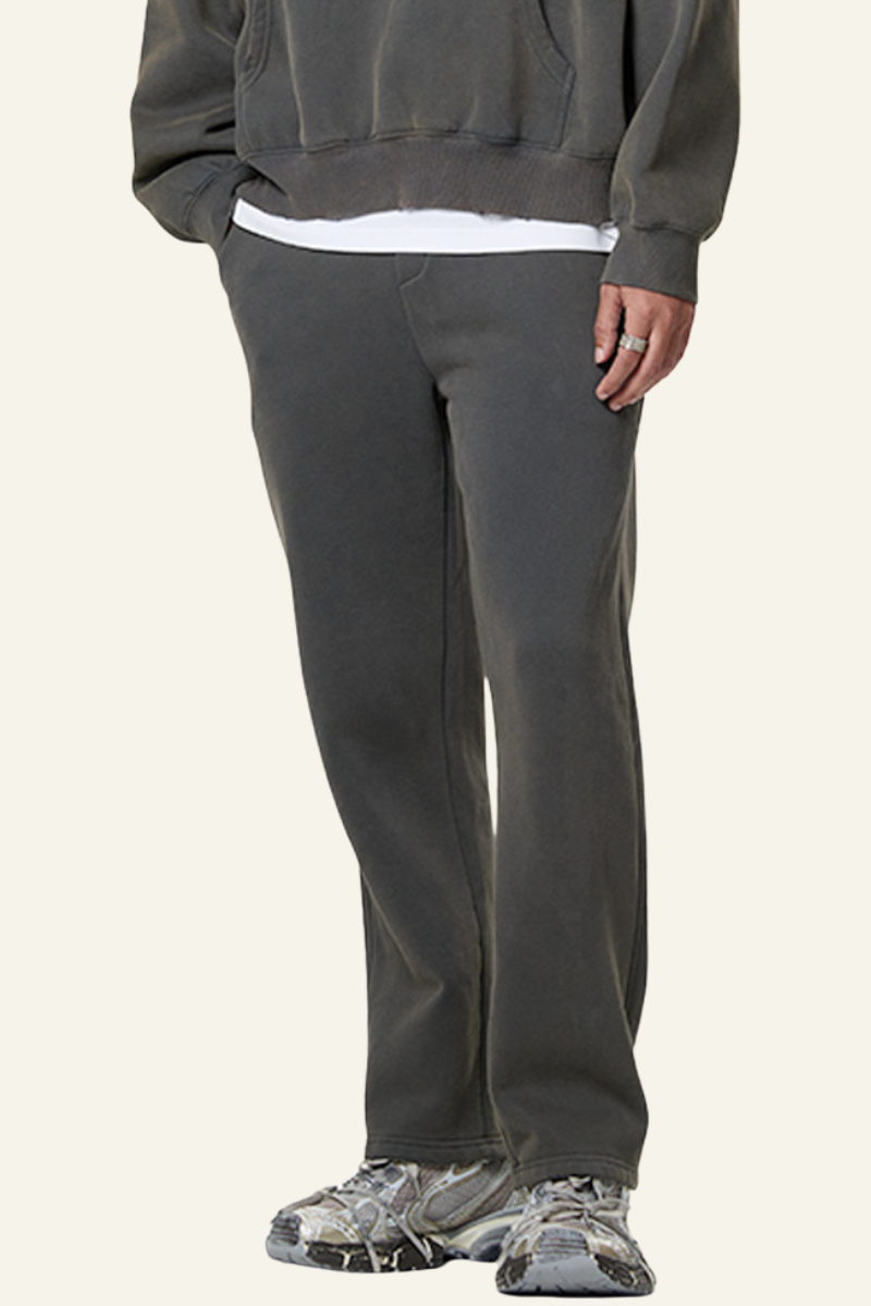Men's Heavyweight Washed Fleece-lined  Straight-leg Pants.