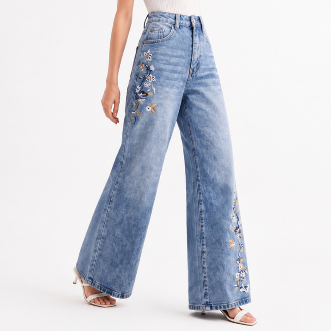 Women's High Waist Side Studded Wide Leg Jeans