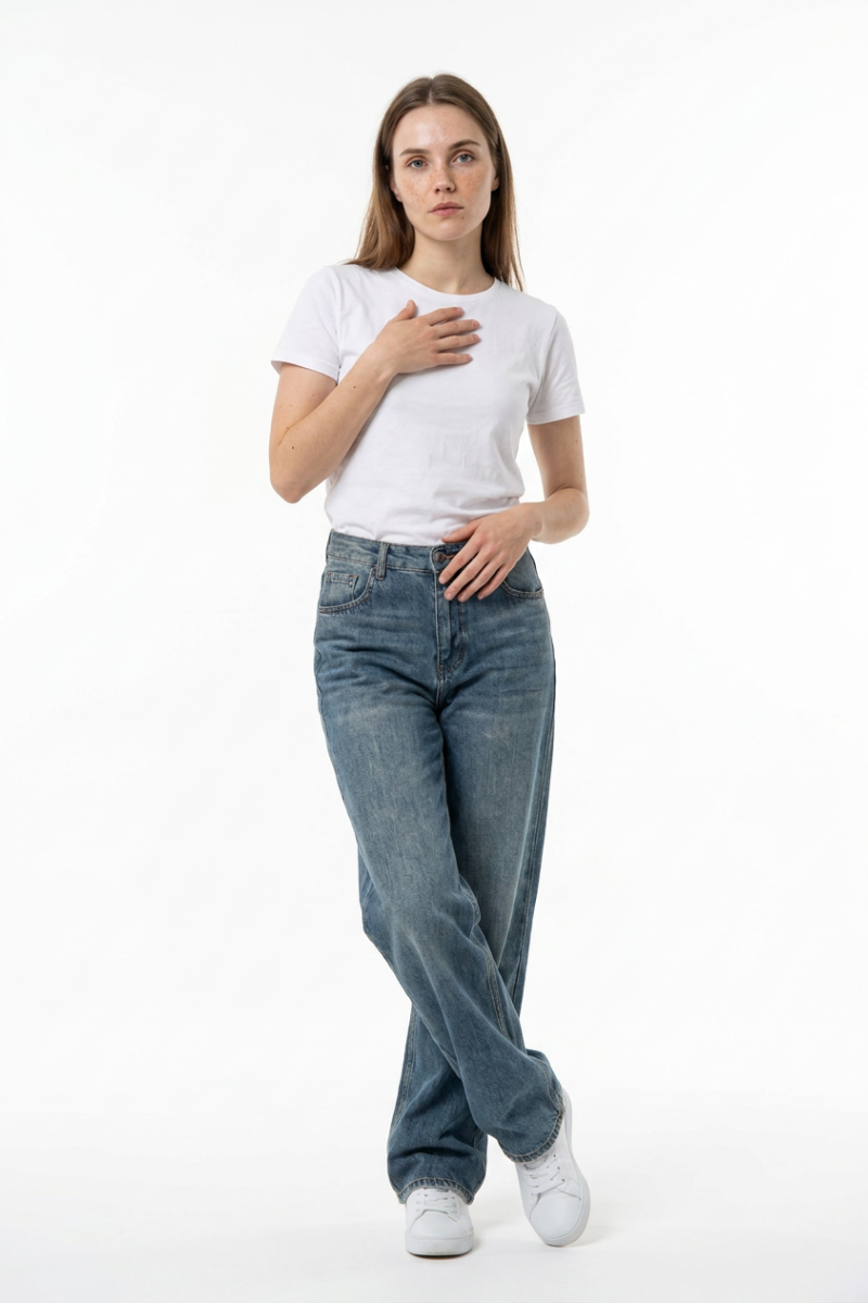Women's Vintage Dirty Wash Straight Leg Jeans