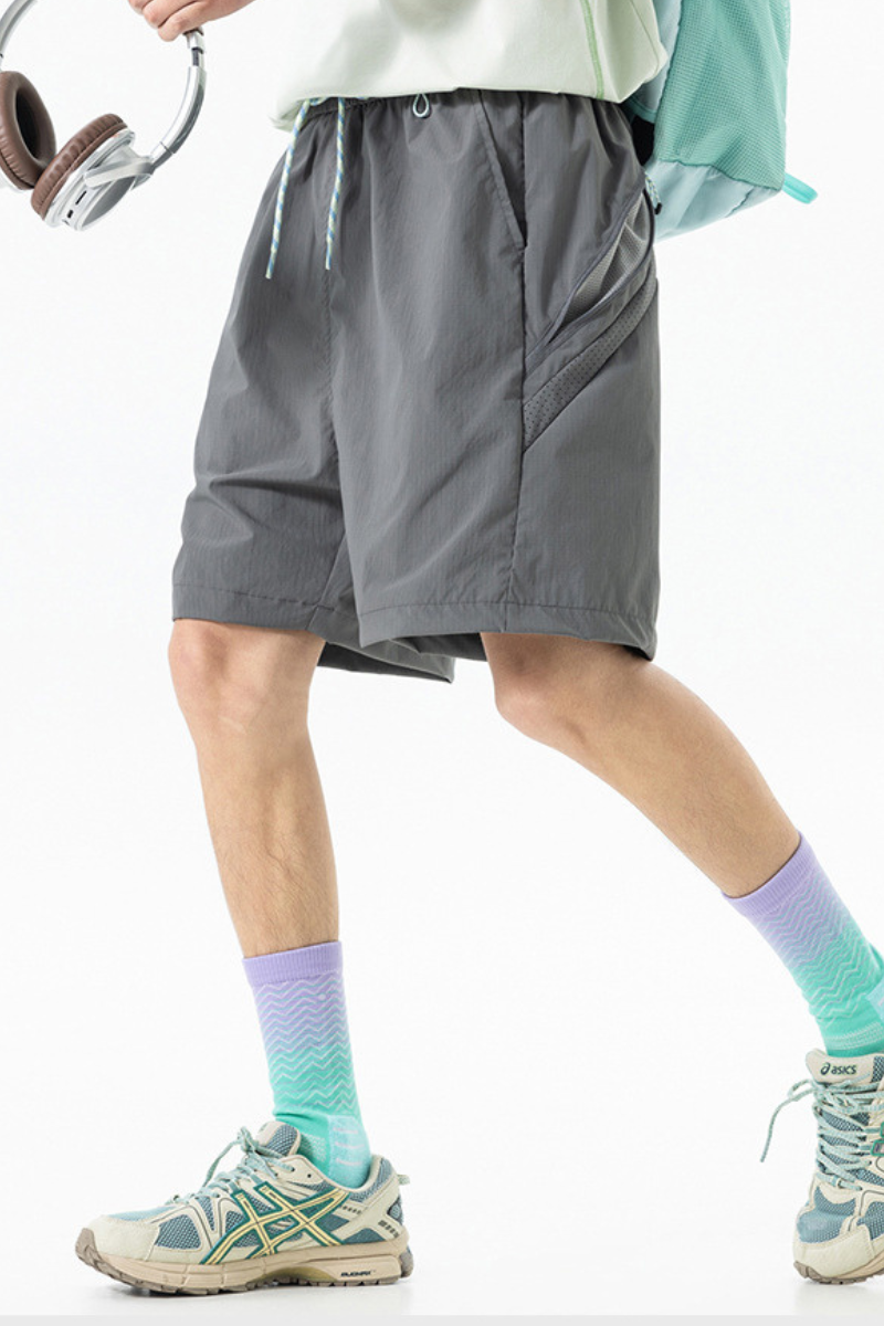 Unisex Summer Outdoor Light Waterproof Cargo Shorts