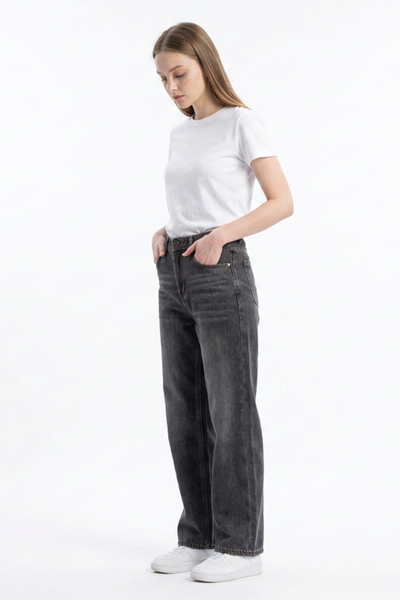 Women's Wash High Waist Straight Leg Jeans