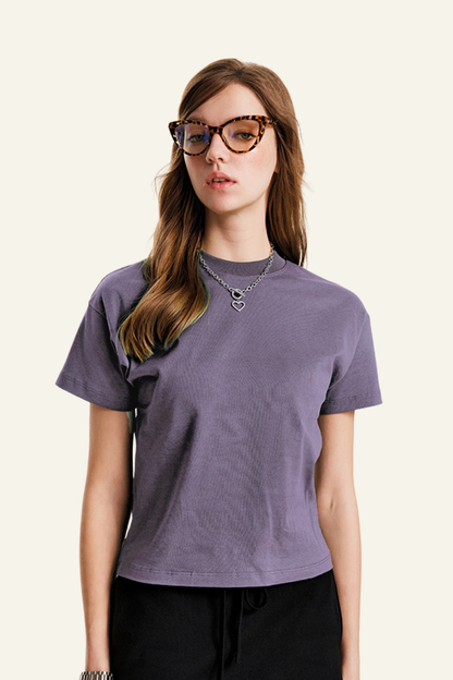 Women's  cotton Round-neck Slimming T-shirt.