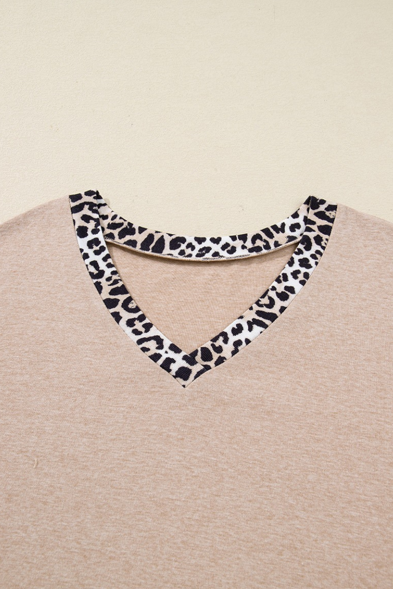Women Fall Clothing Plus Size Leopard Trim V Neck Top