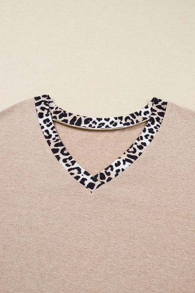 Women Fall Clothing Plus Size Leopard Trim V Neck Top