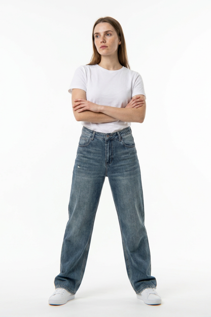 Women's Vintage Dirty Wash Straight Leg Jeans
