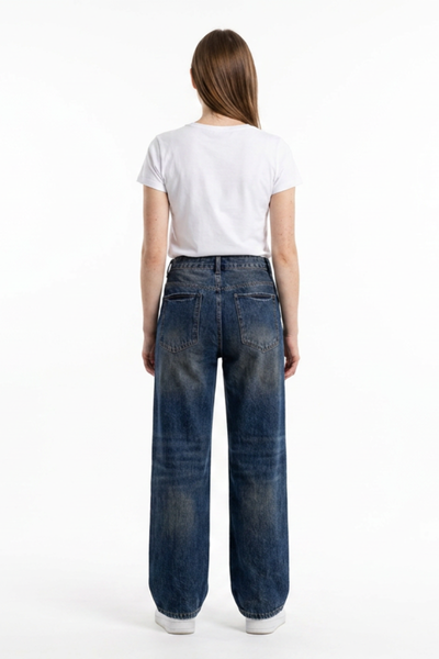 Women's Distressed Wash High Waist Straight Leg Jeans