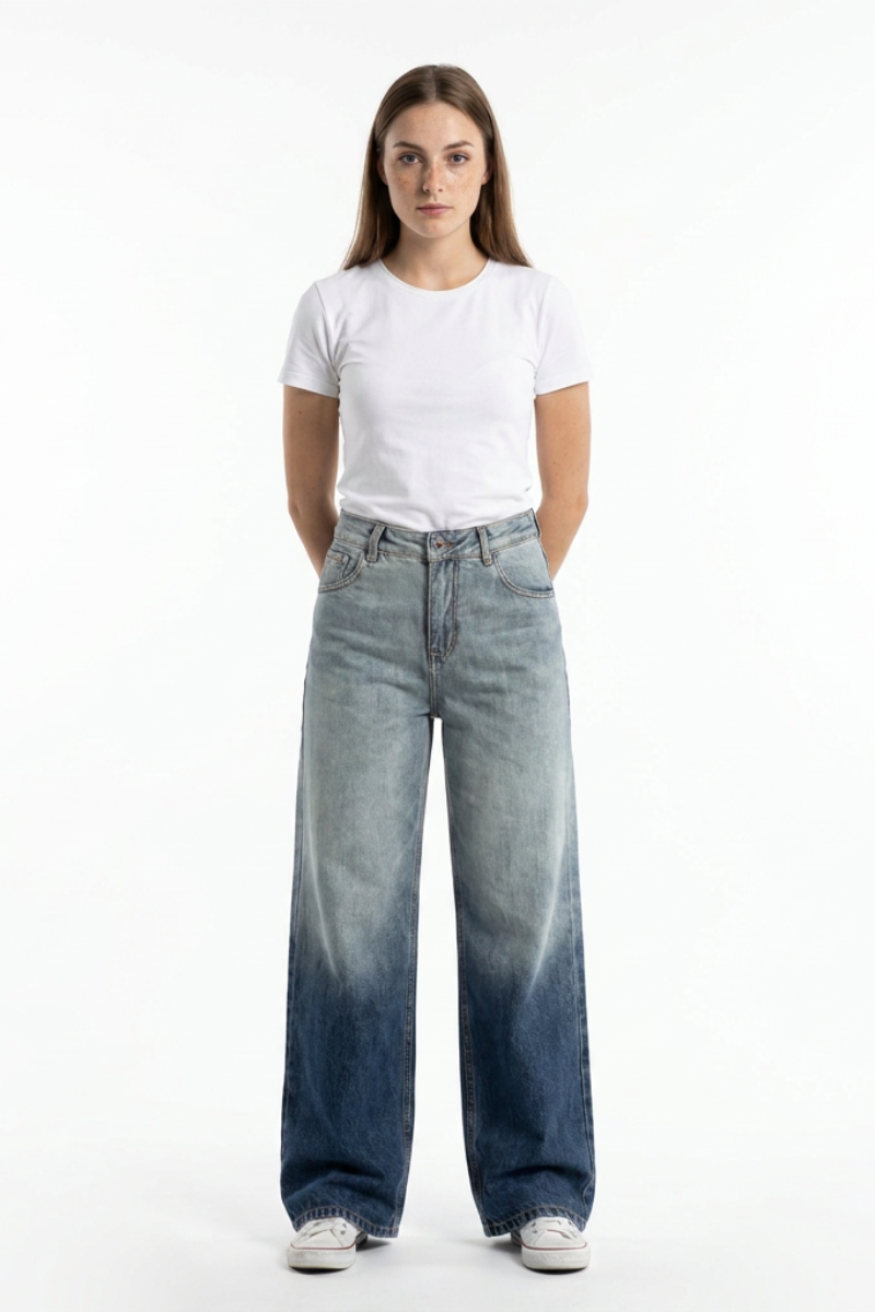 Women's Gradient Wash High Waist Straight Leg Jeans
