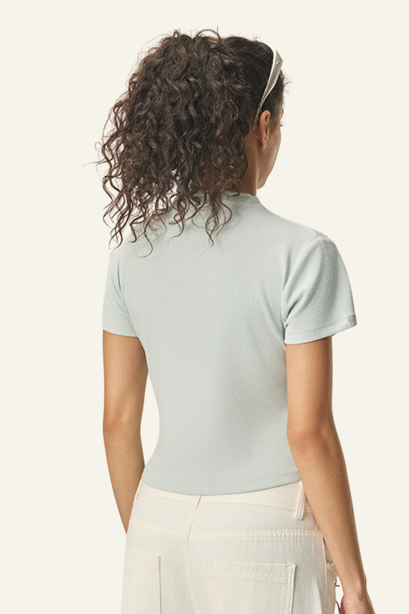 Women's Streetwear  High-neck Slim  Dopamine  T-shirt