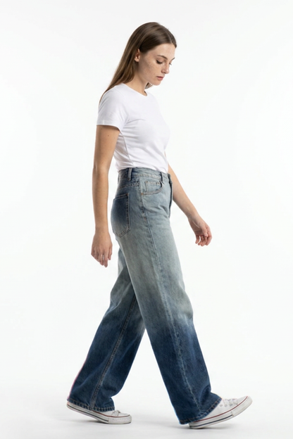 Women's Gradient Wash High Waist Straight Leg Jeans
