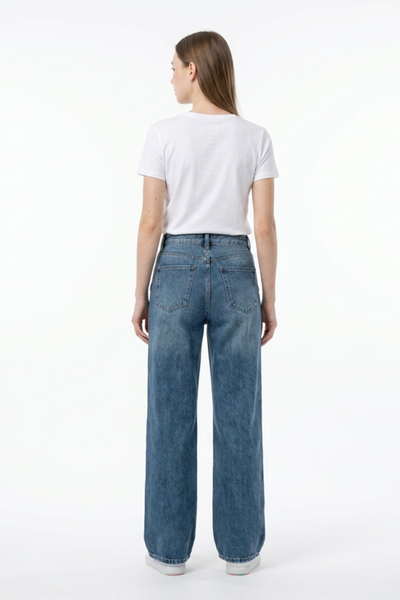 Women's Vintage Wash High Waist Straight Leg Jeans