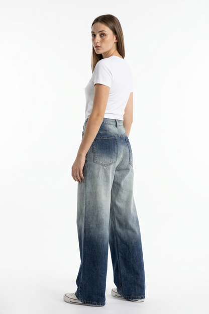Women's Gradient Wash High Waist Straight Leg Jeans