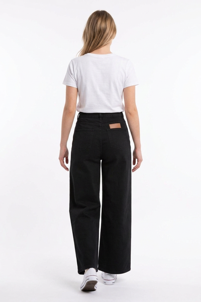 Women's Classic High Waist Straight Leg Jeans