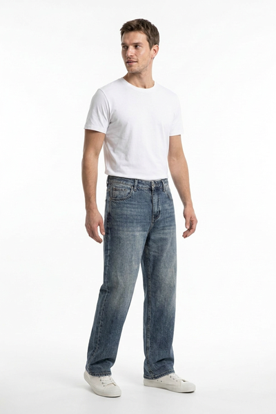 Men's Vintage Wash Relaxed Straight Leg Jeans