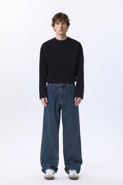 Men's Relaxed Straight Leg Jeans